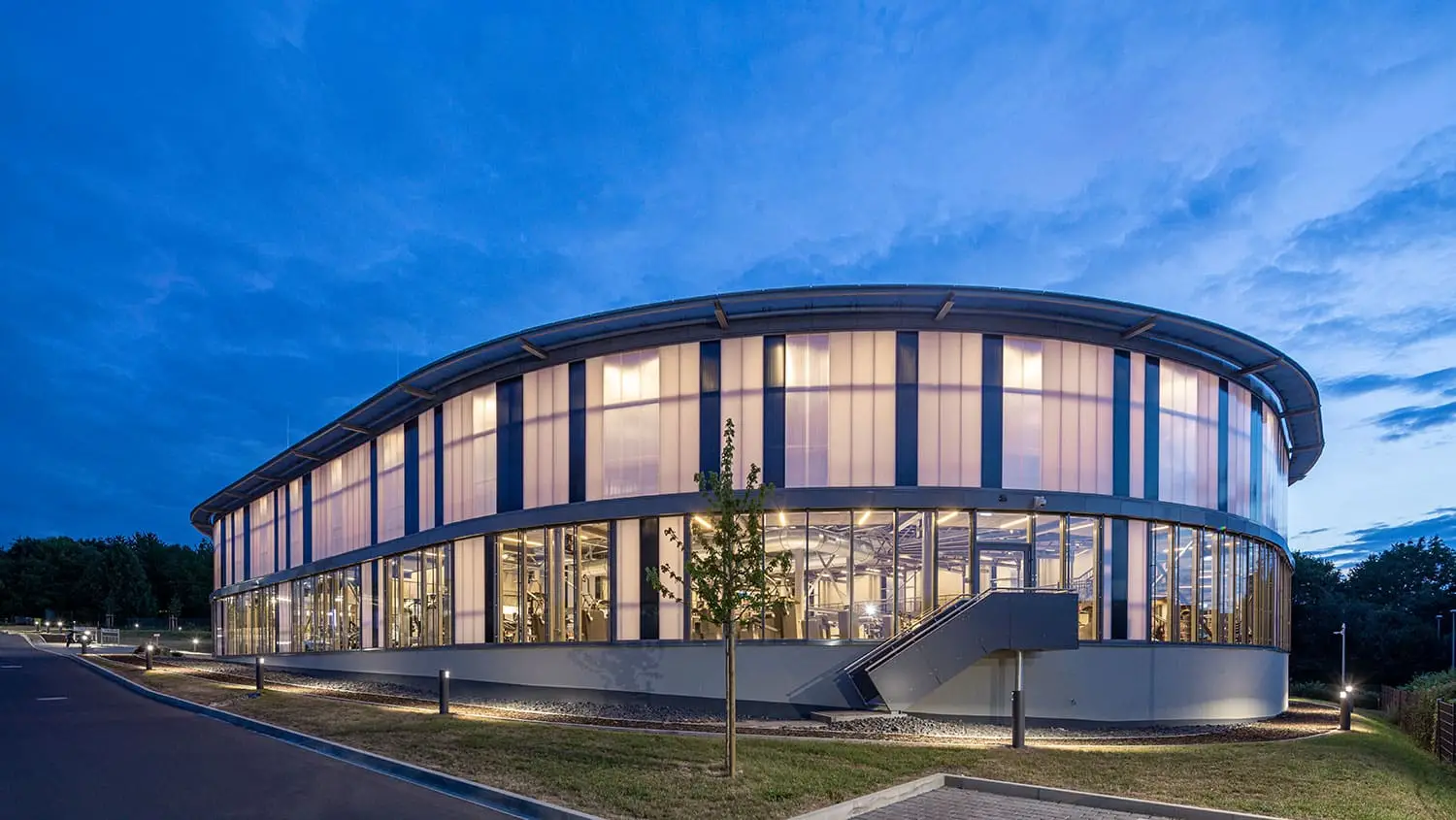 hoff_projekt_Diez-Arena_abends-1